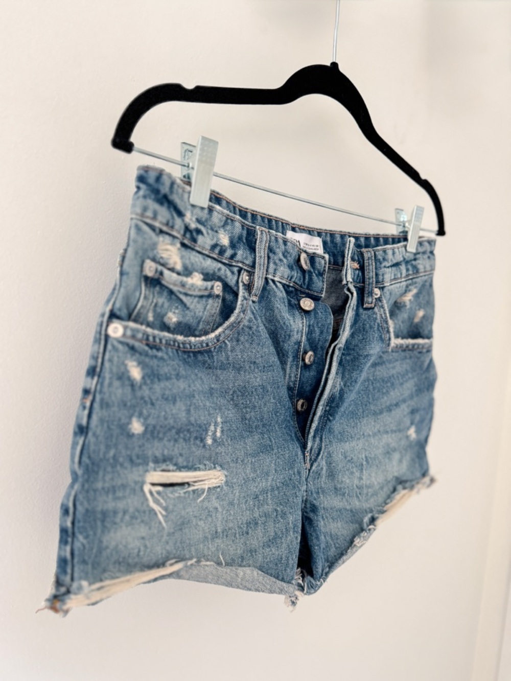 Zara High Rise Button Fly Cutoff Denim Shorts — Size 6 — 4365/201/400